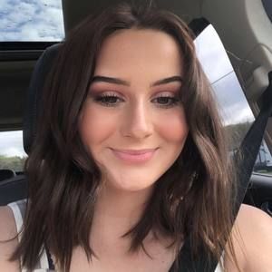 Meet your Posher, Leah